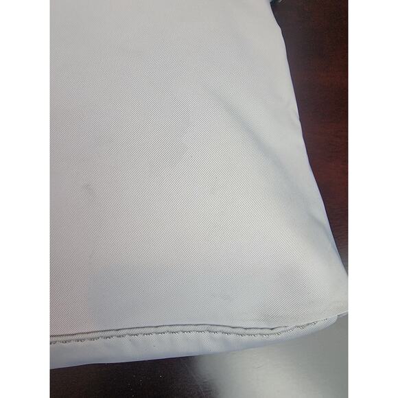 Sakroots Basic Artist Circle Light Grey‎ Crossbody Travel Purse - Picture 9 of 16